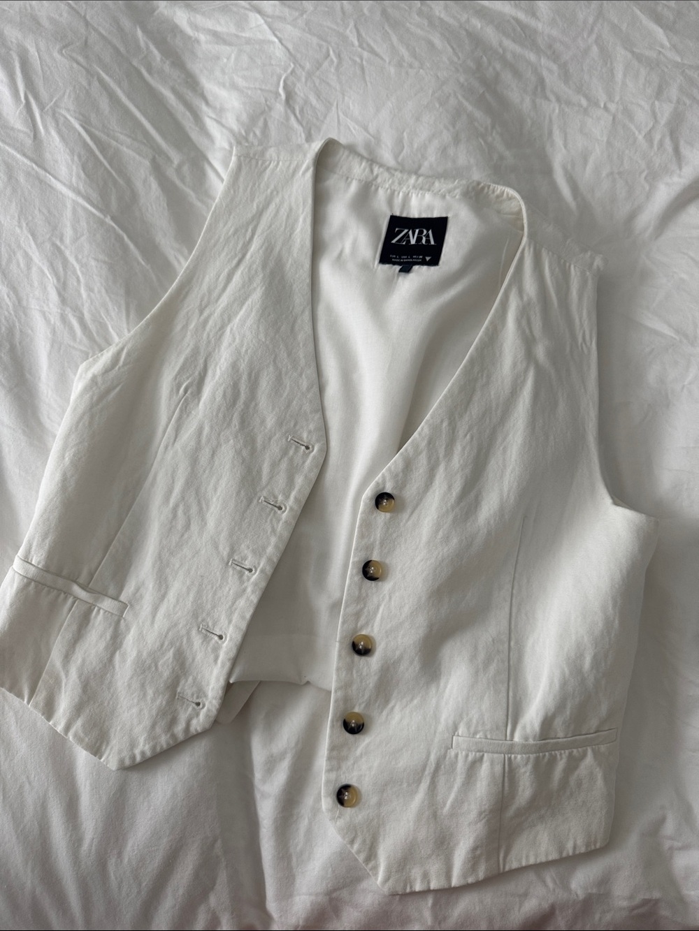 Zara White Button-Front Vest